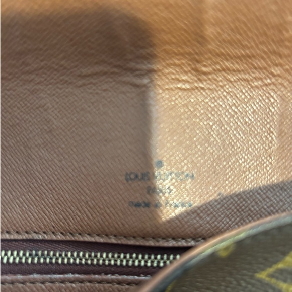 Vintage Louis Vuitton Monogram Saint Cloud GM. - Picture 12 of 16